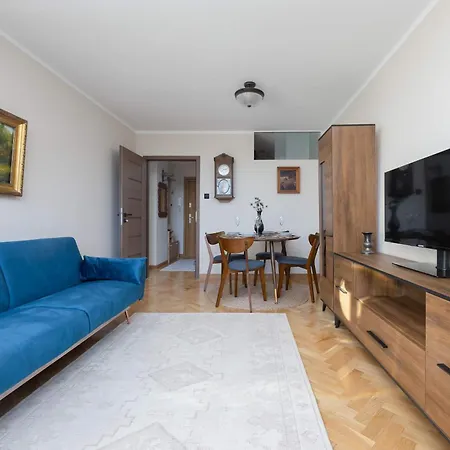 Apartment Elegant And Bright Graniczna Near Ogrod Saski By Renters Warsaw